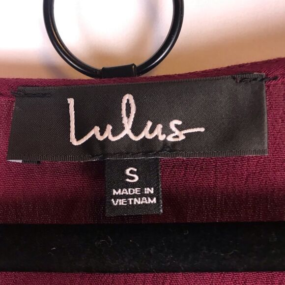 Lulu’s Short Sleeve Long Wrap Dress - Picture 2 of 3